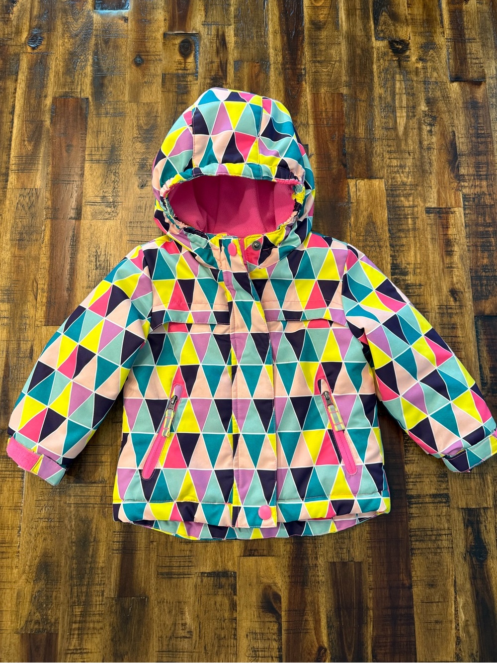 🍒 kids Bright snow jacket. 18 months pink green triangle neon pattern warm cozy